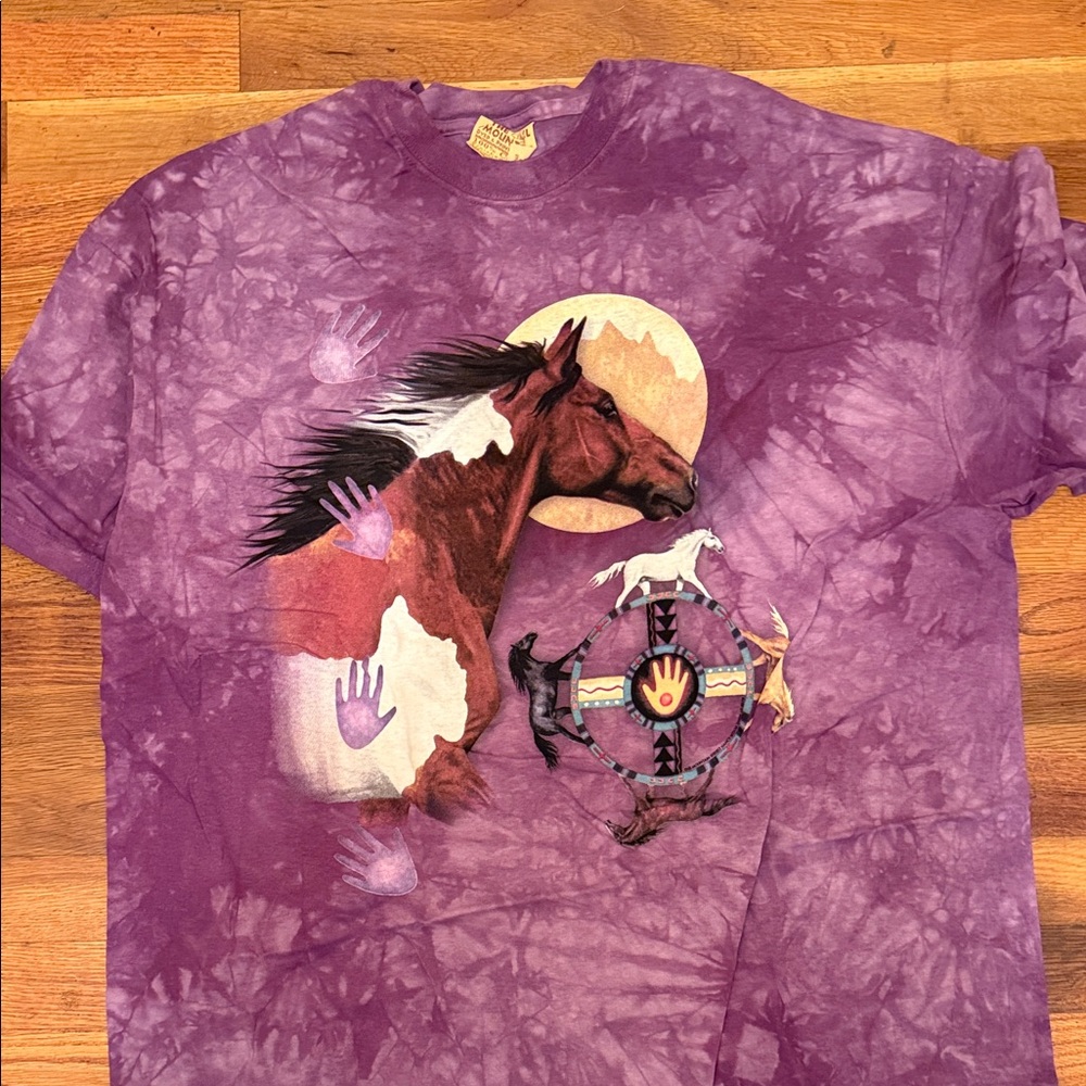 *NWT* The Mountain Purple Horse Graphic Tee